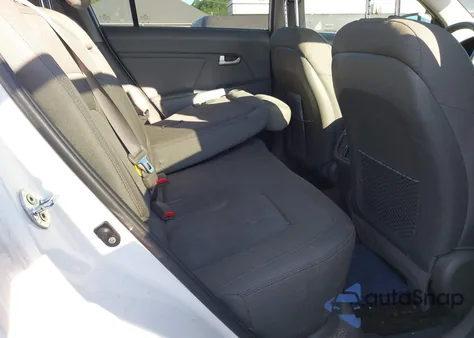 2016 Kia Sportage Lx z USA, uszkodzony, nr VIN KNDPB3AC5G7880178